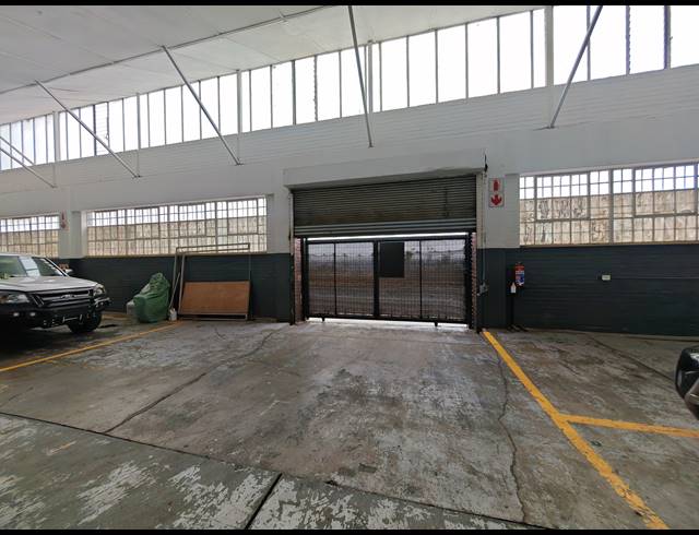 1,029M² WAREHOUSE FOR SALE IN SELBY